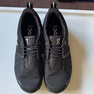 On Running women’s Black Athletic Sneakers, sizeW9